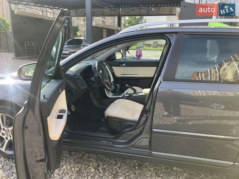 Універсал Volvo V50 2012 в Калуші
