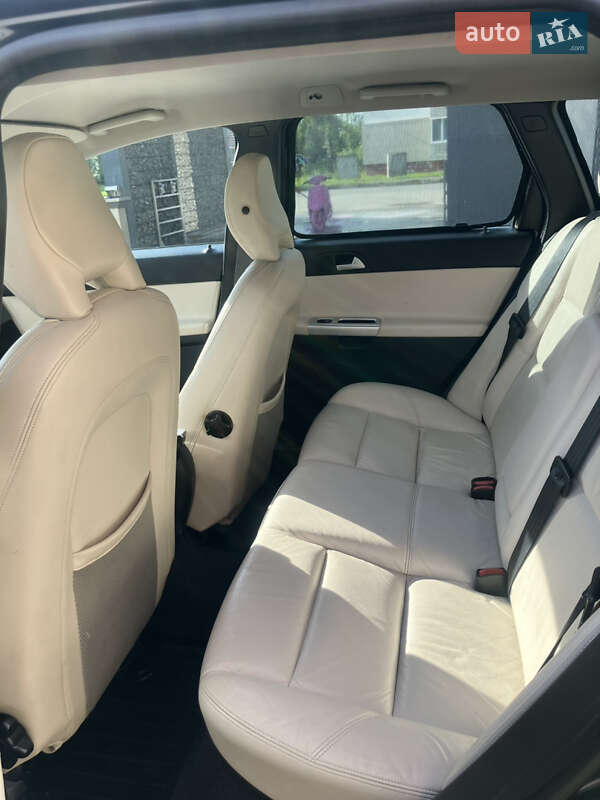 Універсал Volvo V50 2012 в Калуші