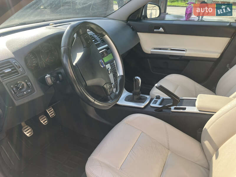 Універсал Volvo V50 2012 в Калуші