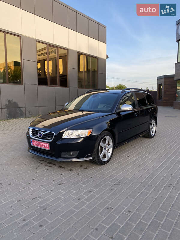 Volvo V50 2011