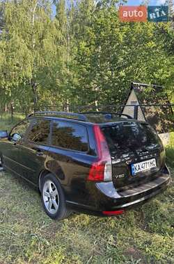 Универсал Volvo V50 2009 в 