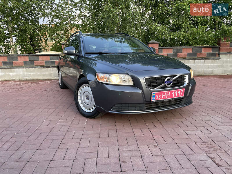 Універсал Volvo V50 2010 в Рівному