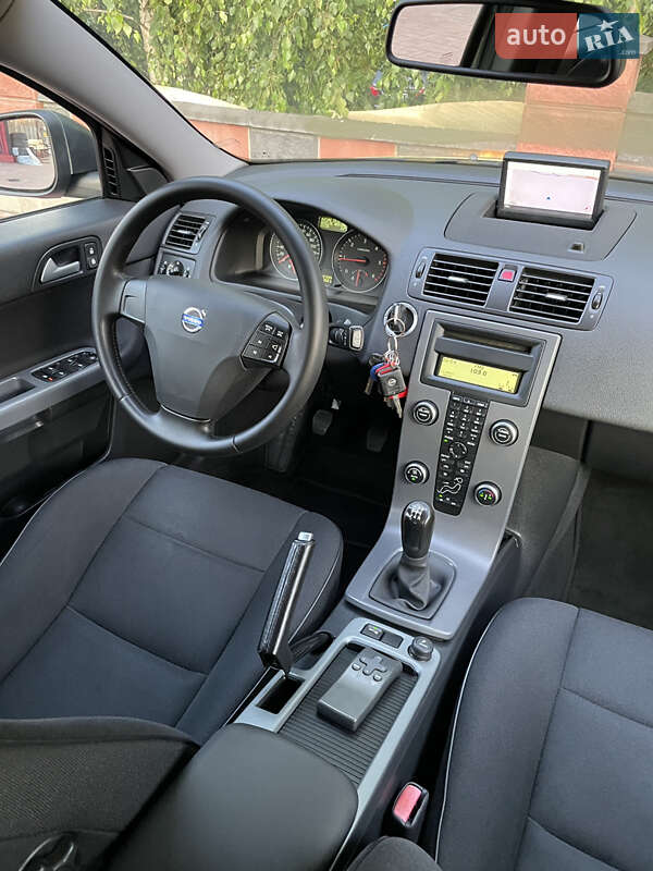 Універсал Volvo V50 2010 в Рівному