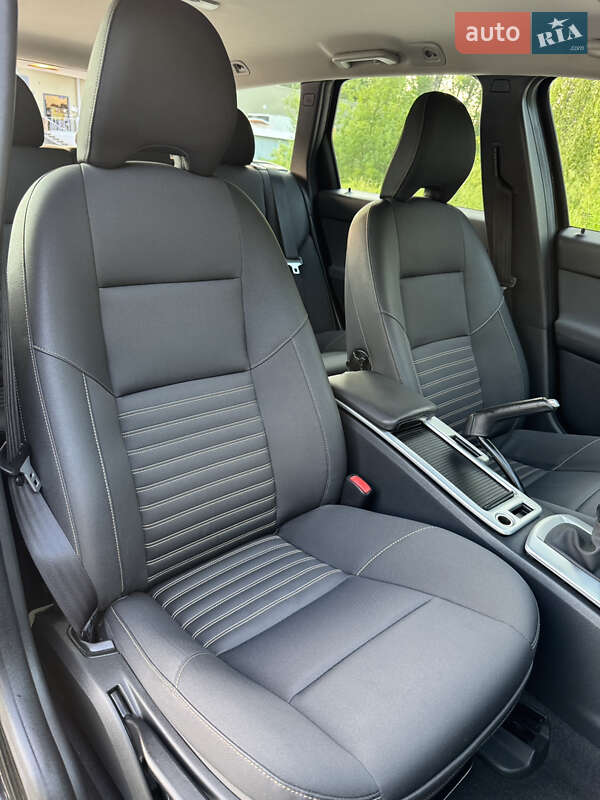 Универсал Volvo V50 2010 в Дрогобыче