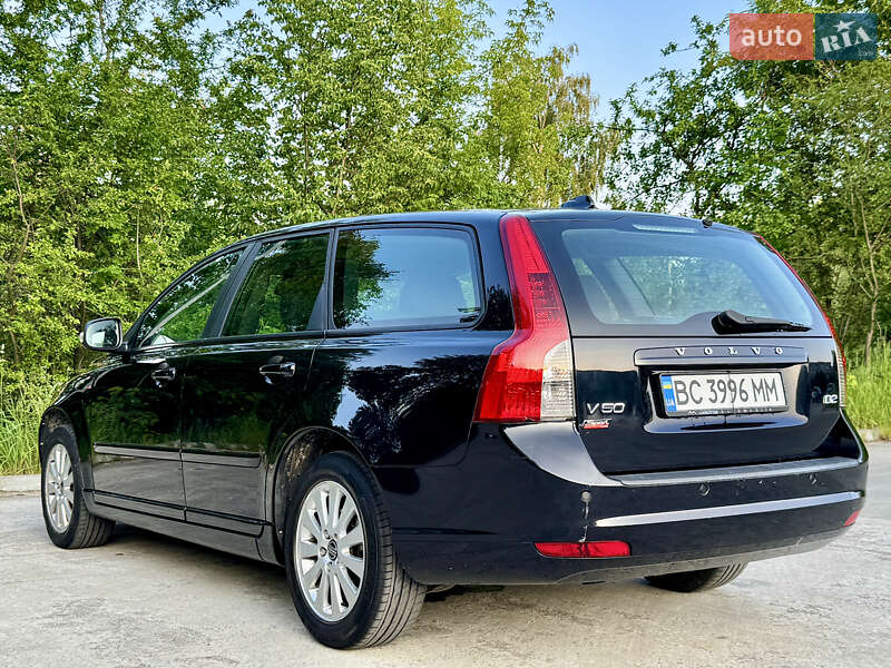 Универсал Volvo V50 2010 в Дрогобыче