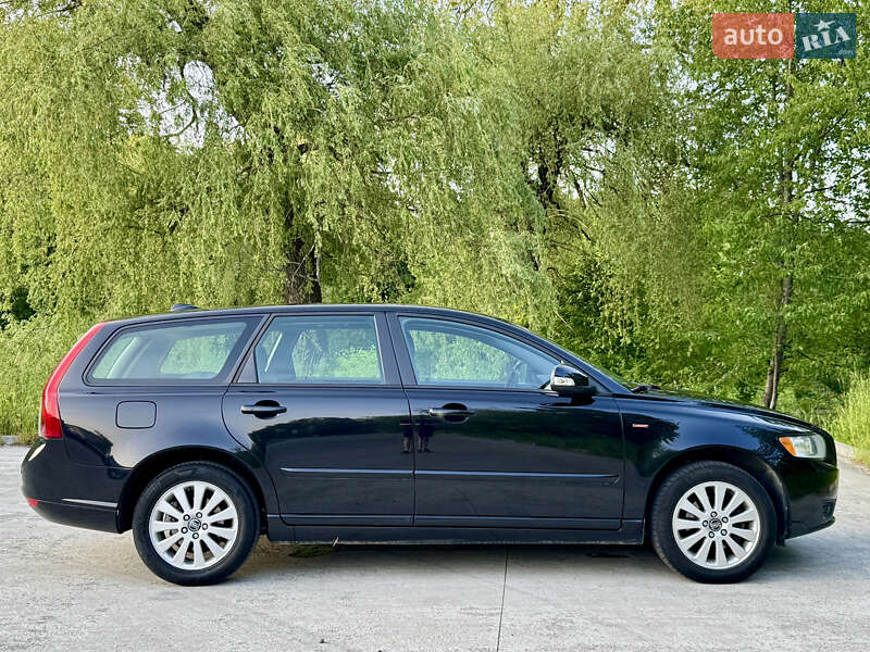 Универсал Volvo V50 2010 в Дрогобыче