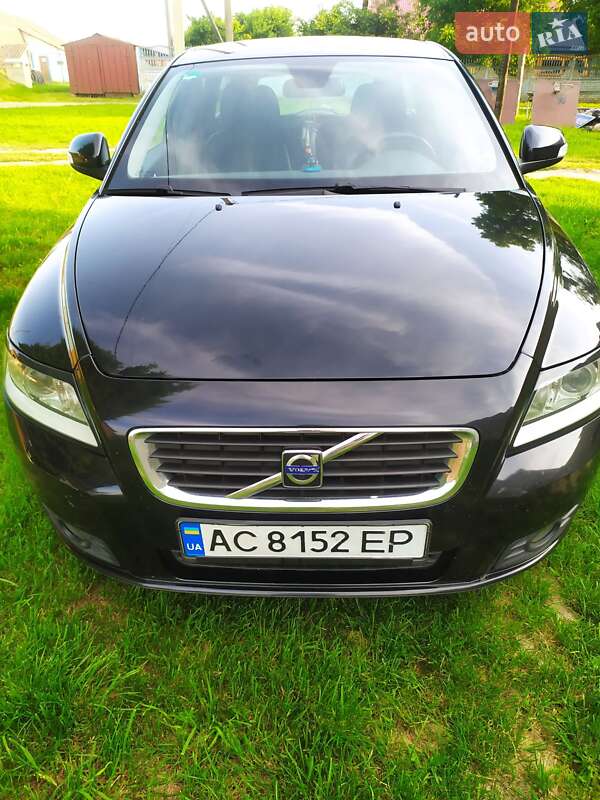 Универсал Volvo V50 2010 в 