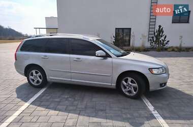 Универсал Volvo V50 2012 в 