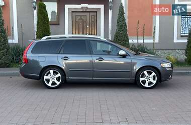 Универсал Volvo V50 2012 в 