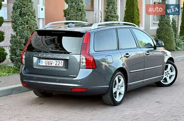 Универсал Volvo V50 2012 в 