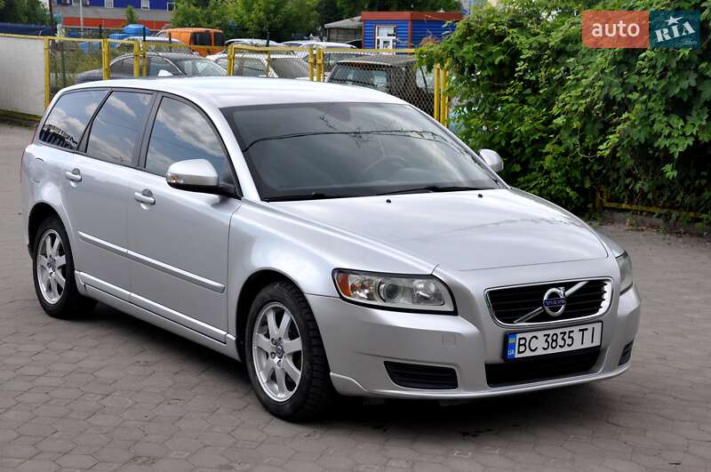 Volvo V50 2010