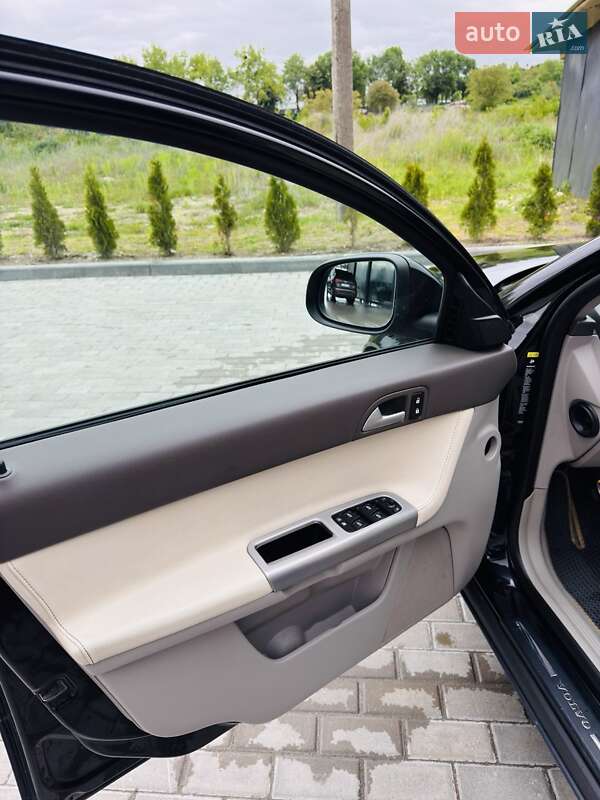 Универсал Volvo V50 2009 в Золочеве