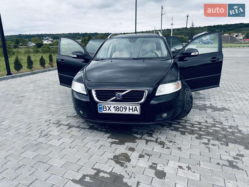 Универсал Volvo V50 2009 в Золочеве