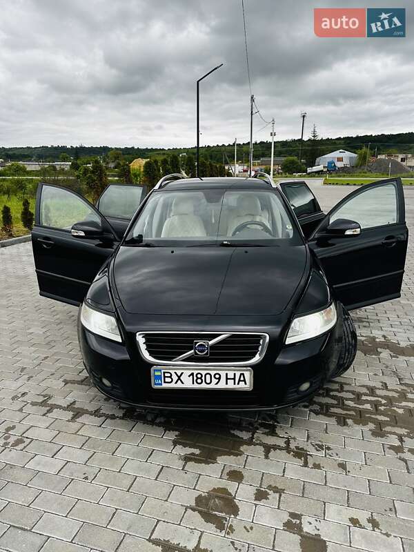 Универсал Volvo V50 2009 в Золочеве