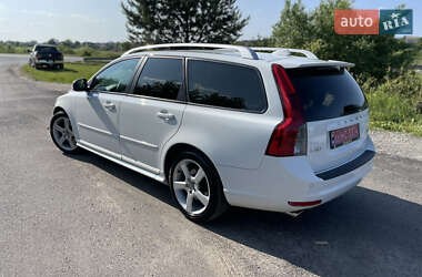 Универсал Volvo V50 2012 в 