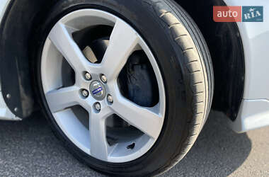 Универсал Volvo V50 2012 в 
