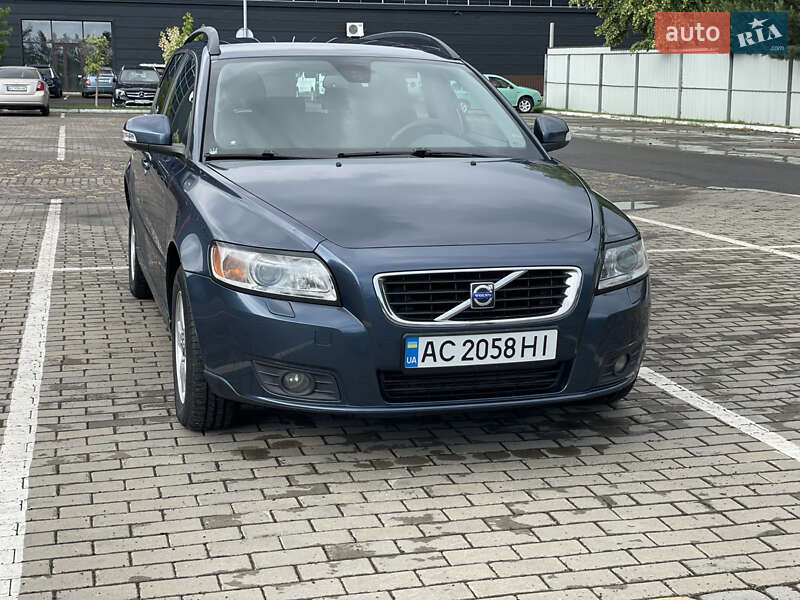 Volvo V50 2009