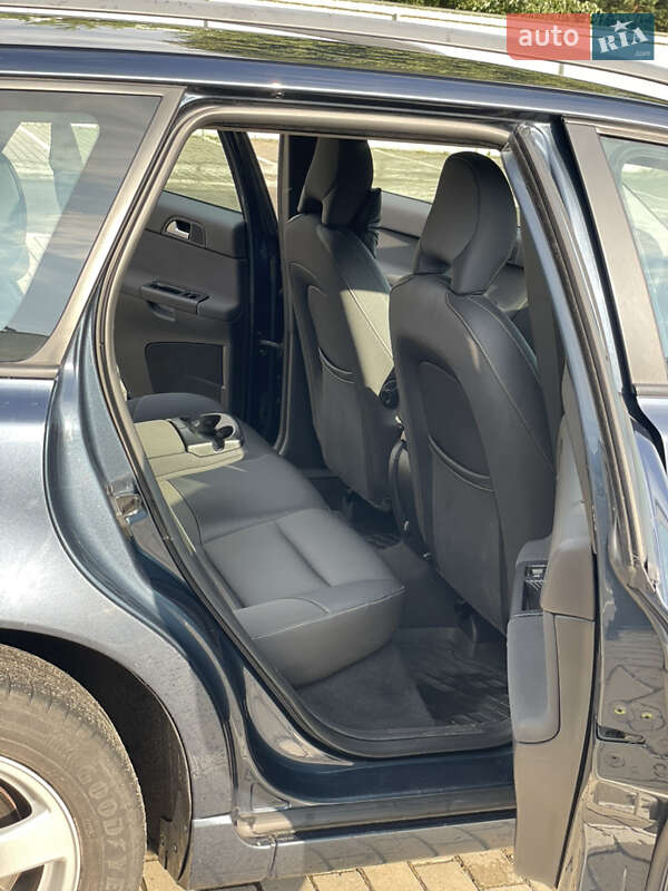 Универсал Volvo V50 2009 в Луцке