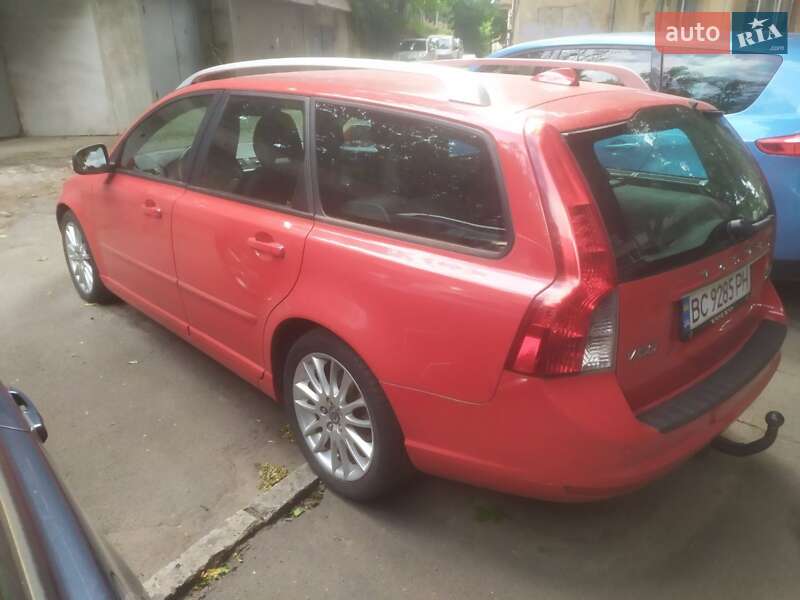 Универсал Volvo V50 2011 в Львове