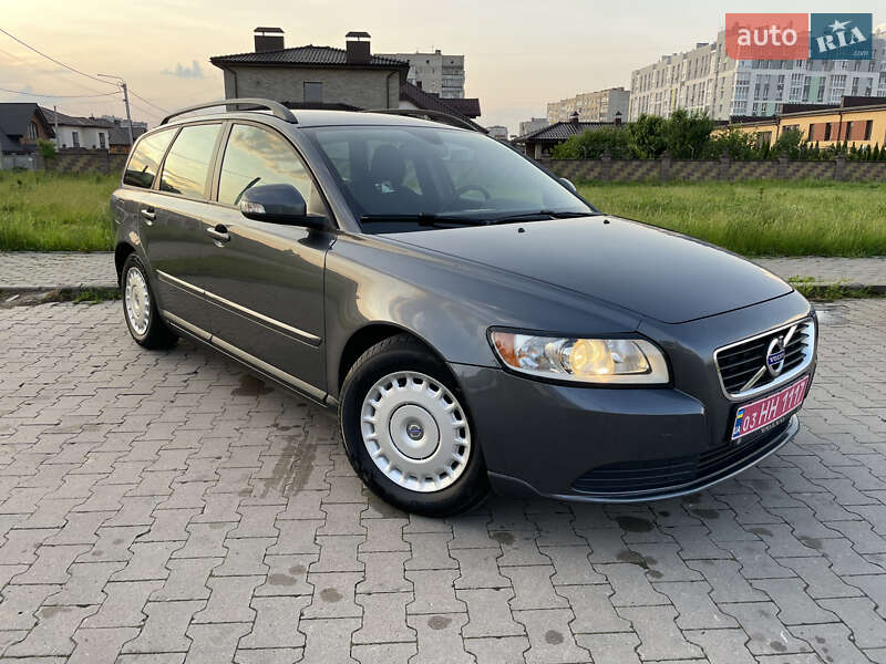 Volvo V50 2010
