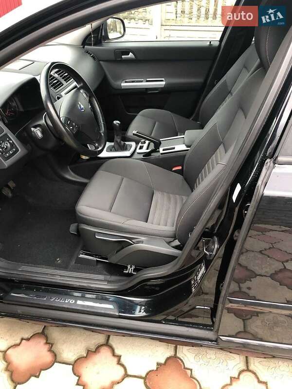 Универсал Volvo V50 2010 в Стрые