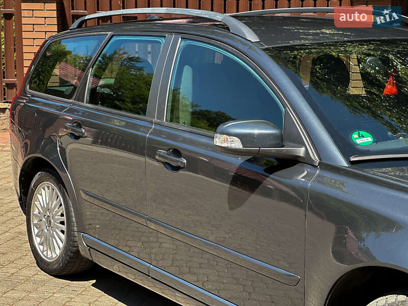 Універсал Volvo V50 2009 в Самборі