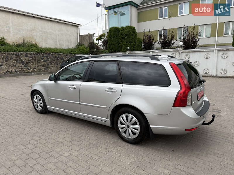 Універсал Volvo V50 2011 в Рівному