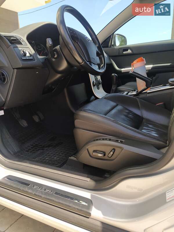 Універсал Volvo V50 2011 в Сокалі