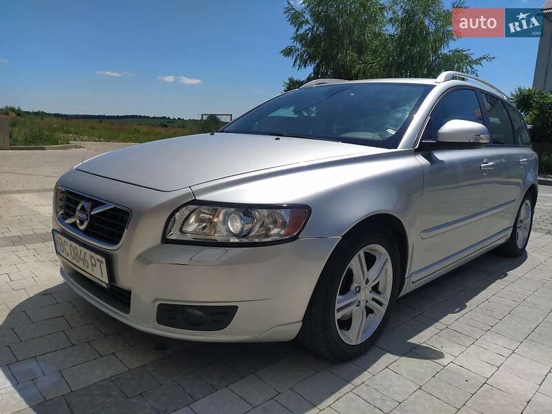 Універсал Volvo V50 2011 в Сокалі