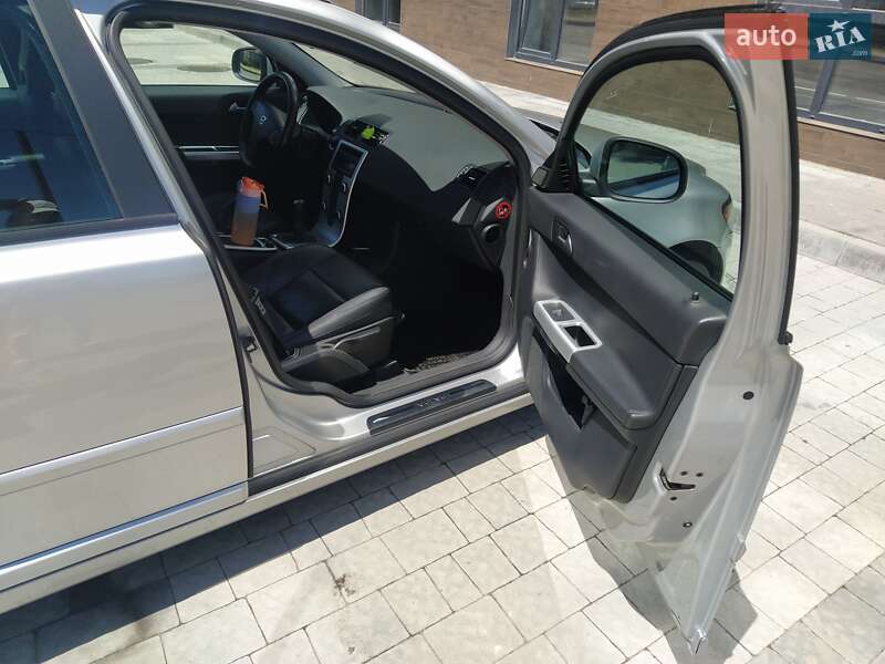Універсал Volvo V50 2011 в Сокалі