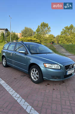 Volvo V50 2009