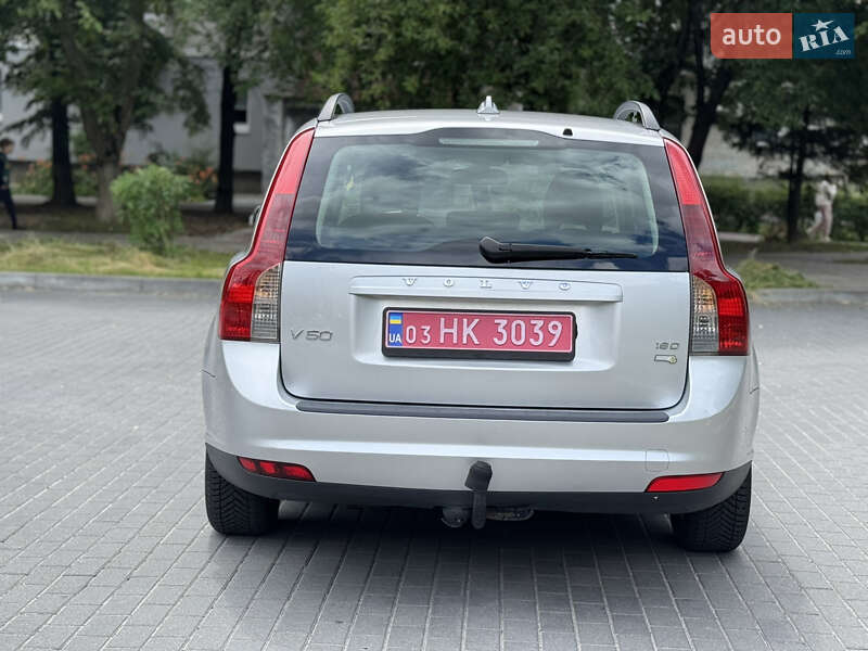 Универсал Volvo V50 2010 в Луцке