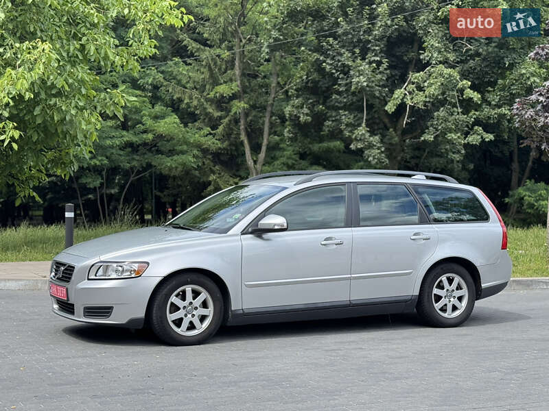 Универсал Volvo V50 2010 в Луцке