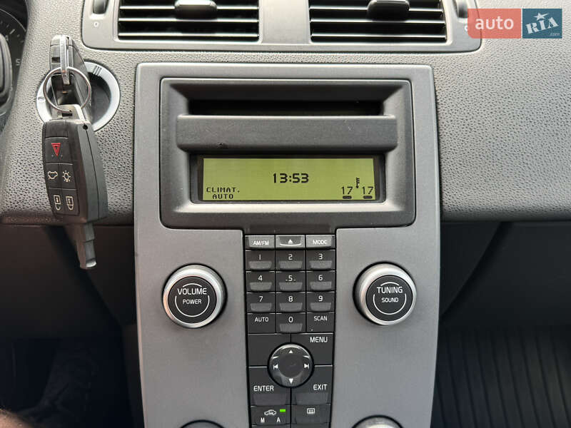 Универсал Volvo V50 2010 в Луцке