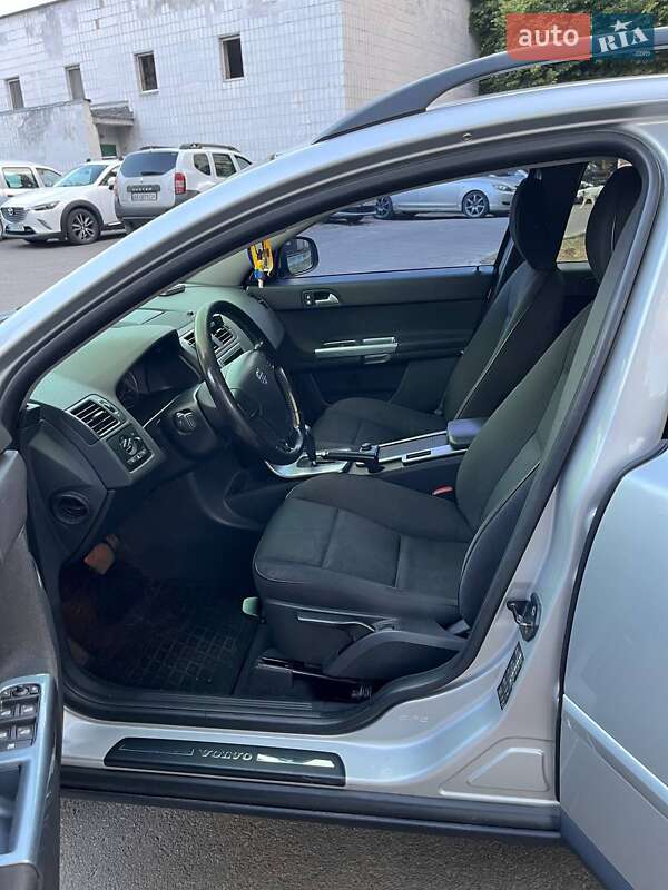 Универсал Volvo V50 2009 в Киеве