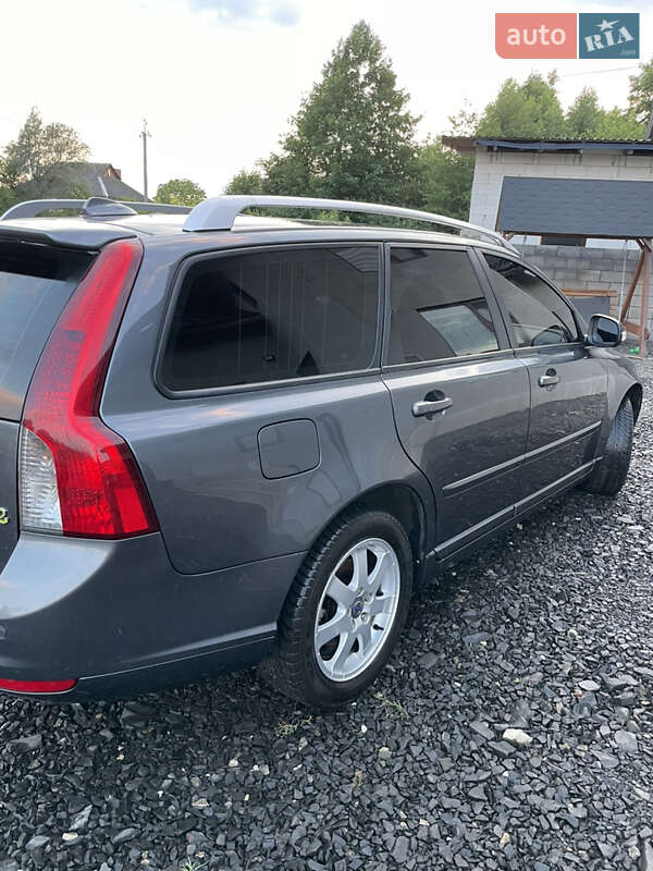 Универсал Volvo V50 2012 в Киверцах фото 10 Универсал Volvo V50 2012 в Киверцах