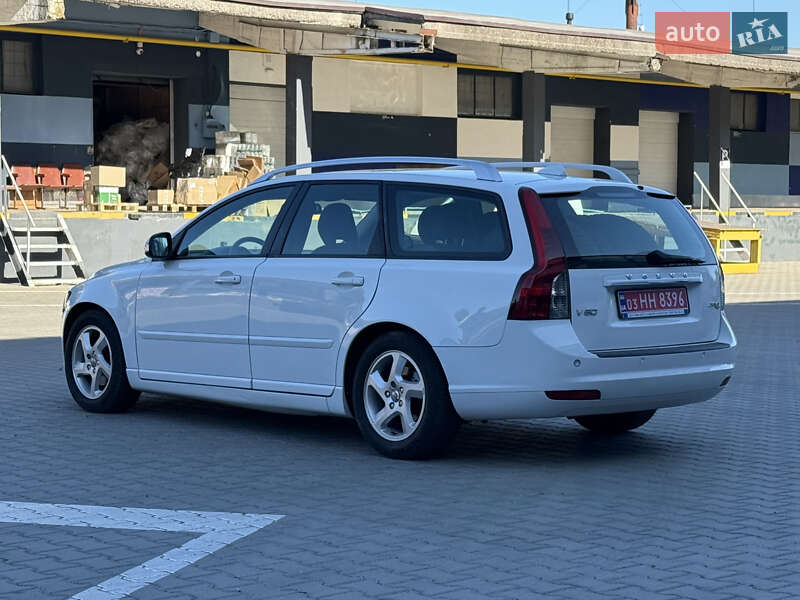 Универсал Volvo V50 2012 в Ровно