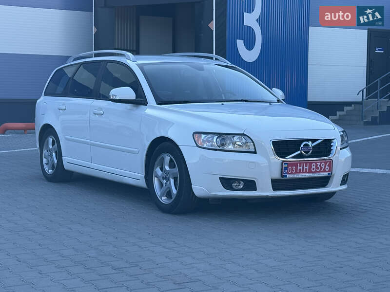 Универсал Volvo V50 2012 в Ровно