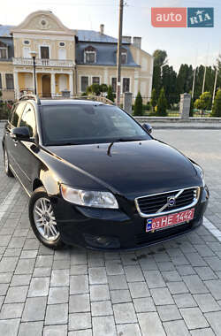 Універсал Volvo V50 2010 в Бродах