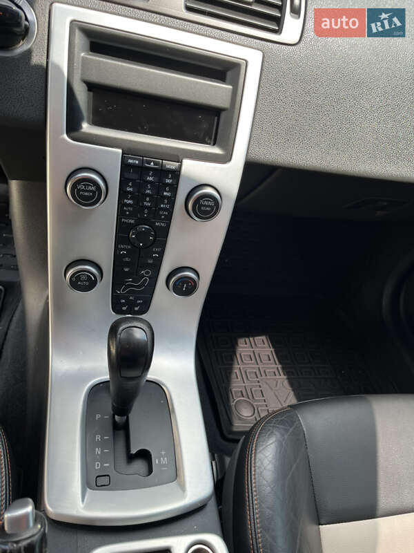 Универсал Volvo V50 2011 в Надворной