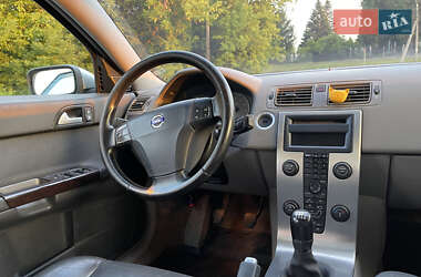 Универсал Volvo V50 2004 в 