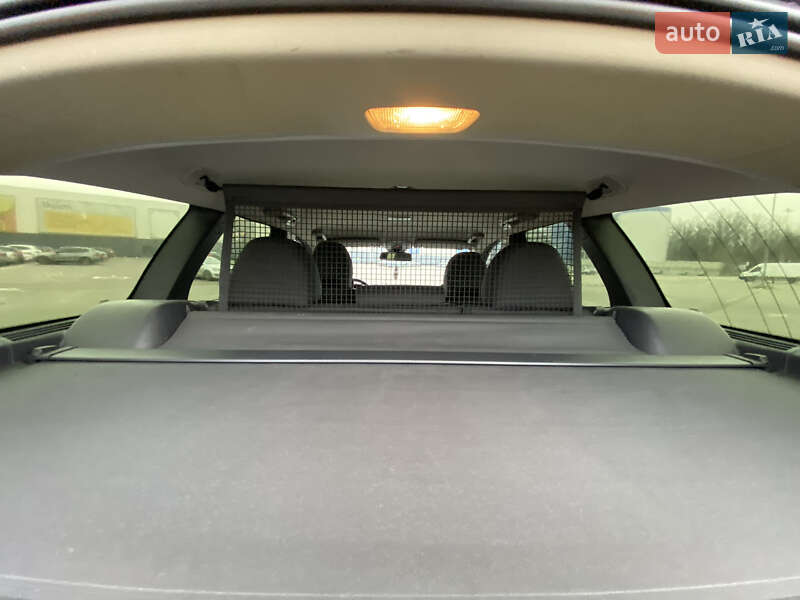 Универсал Volvo V50 2010 в Киеве