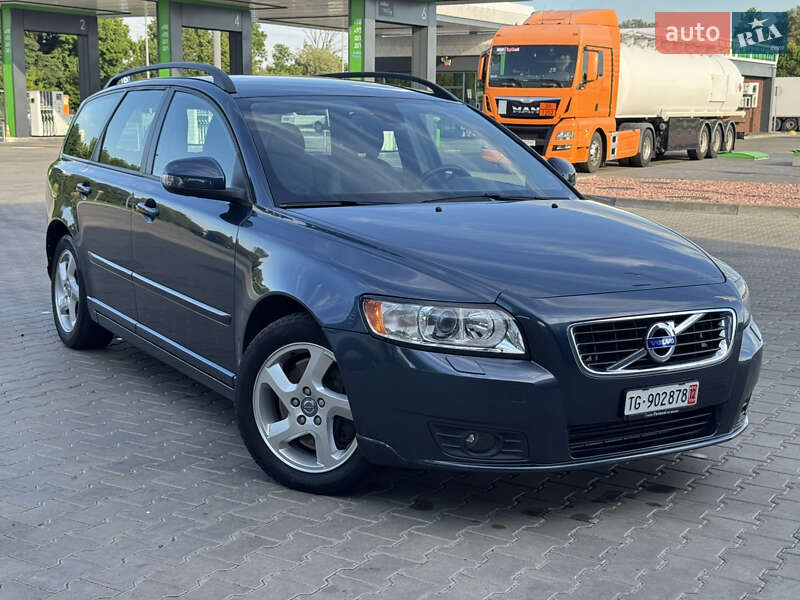 Универсал Volvo V50 2011 в Луцке