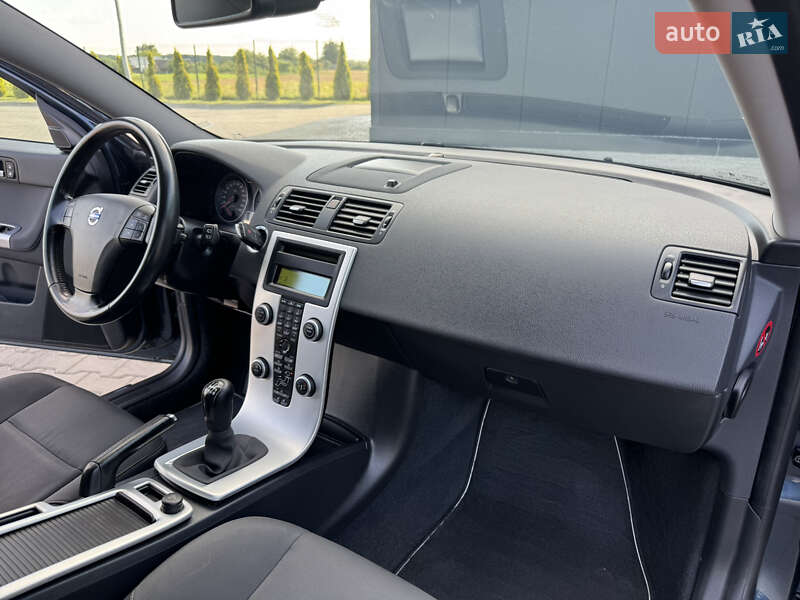 Универсал Volvo V50 2011 в Луцке