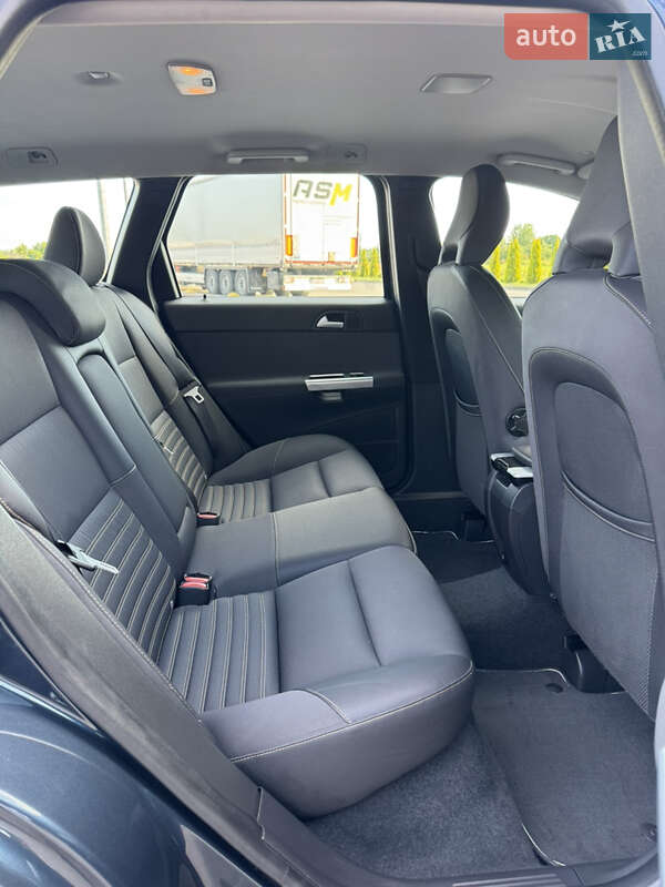 Универсал Volvo V50 2011 в Луцке