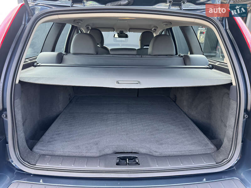 Универсал Volvo V50 2011 в Луцке