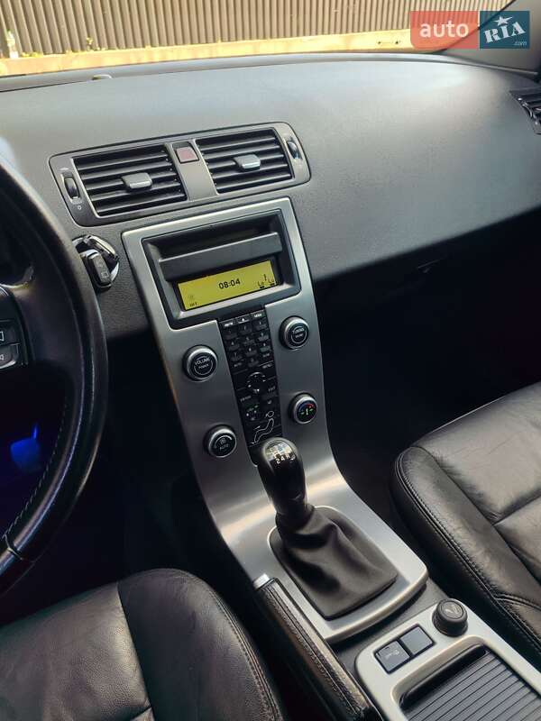 Универсал Volvo V50 2010 в Кролевце