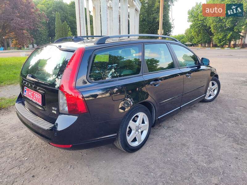 Универсал Volvo V50 2010 в Кролевце