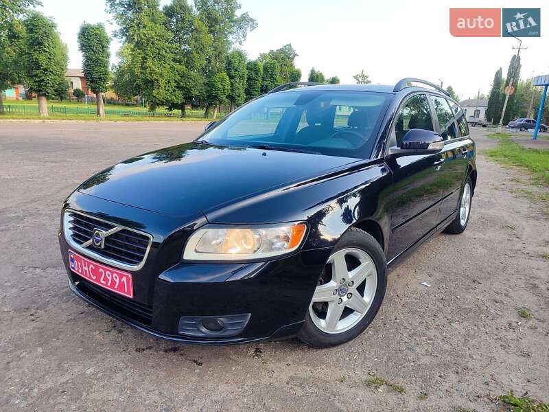 Универсал Volvo V50 2010 в Кролевце