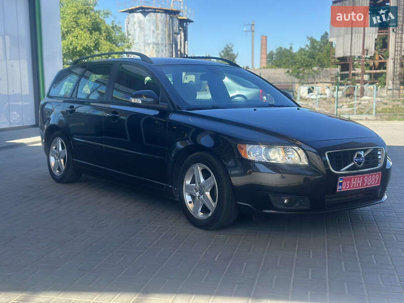 Volvo V50 2010